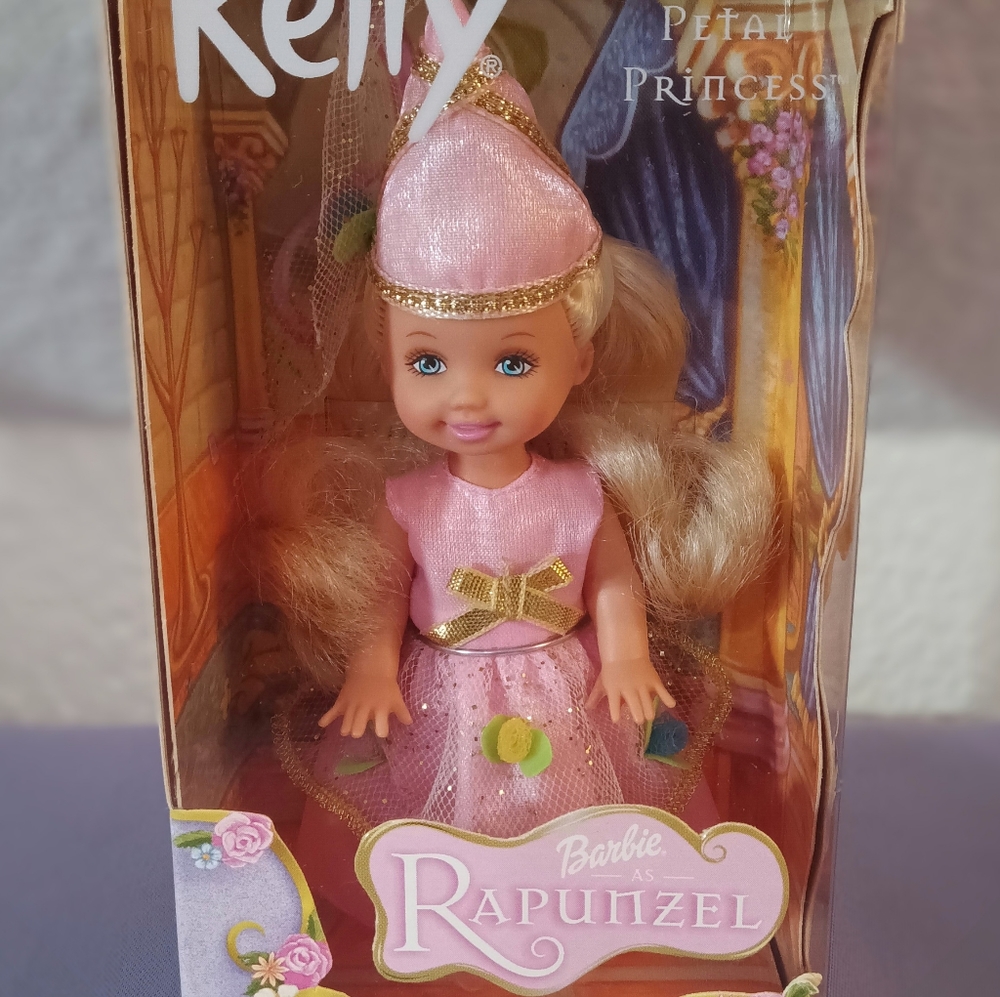 Kelly as Petal Princess in Rapunzel, Doll 55949,NIB, Mattel 2001